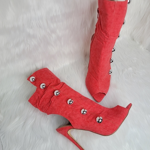 Red boots stiletto heel open toe silver studs. - Picture 5 of 12